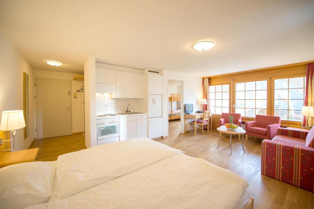 Aparthotel Muchetta Wiesen Bagian luar foto
